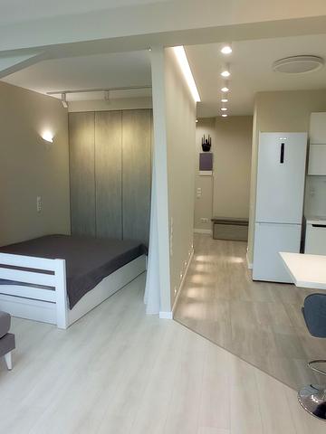 Зарічна вул., 2 к1