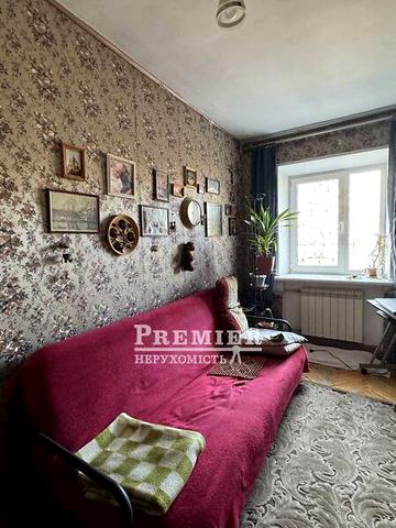 Продаж 3к Квартира Лесі Українки (Гагарина) проспект