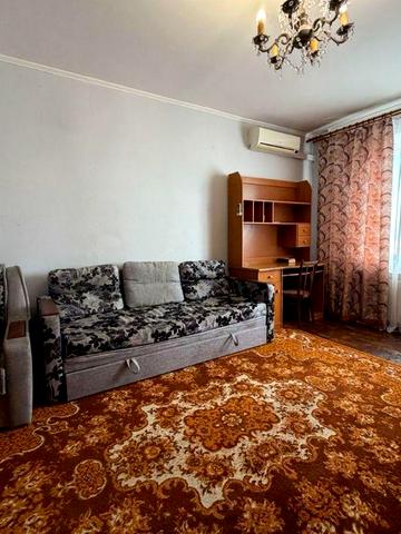Продаж 2-кімнатної квартири | вул. Ревуцького, 17