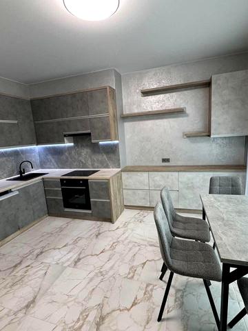 Добровольців пров., 3