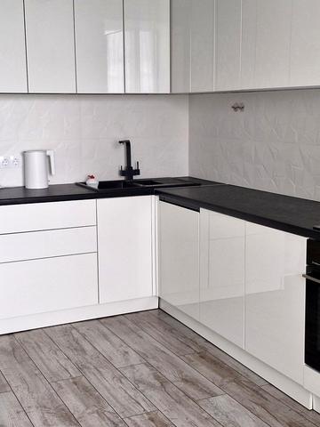 Миру вул., 15-А