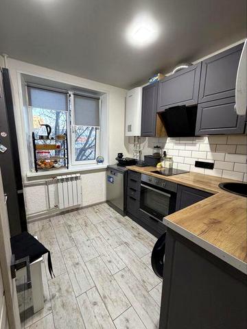 Продаж 1-кімнатної квартири з ремонтом, 3 мікрорайон