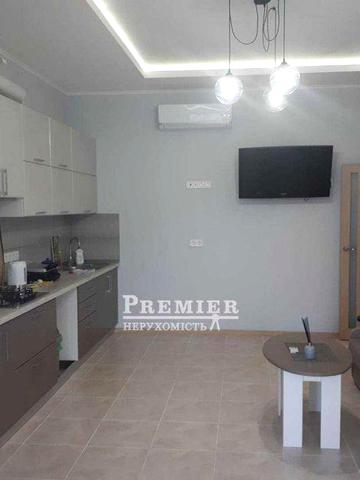 Продається 3 рівн. котедж у м. Чорноморськ