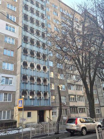 Продам 3-к., вул.Панаса Мирного 11, ст.м."Кловська". БЕЗ КОМІСІЇ!