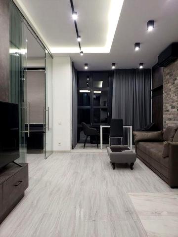 Оренда Коновальця 36е Печерськ вид на Taryan Towers метро Печерська