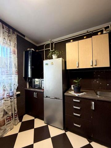 Продається квартира укомплектована , готова до заселення. ІндГазОпал