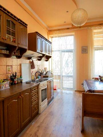 Продаж 2к Квартира Леонтовича вулиця