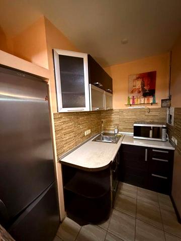 Привокзальна 10/1, продам 3 кімнатну!