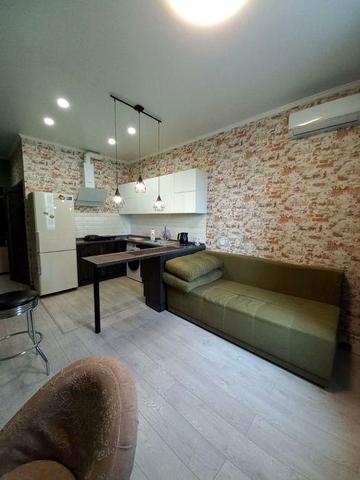 Сдам 1-ком квартиру Аркадия жк Акапулько 50м. 4 этаж. Закрытая террито