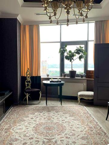 Дмитра Яворницького просп. (Карла Маркса), 3