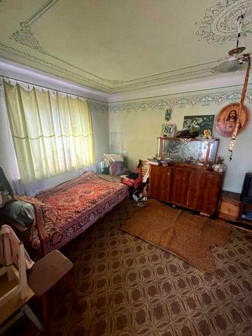 Продається дача з земельною ділянкою