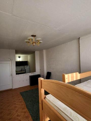 Оренда 2-кімн. квартири, Дарницька площа.