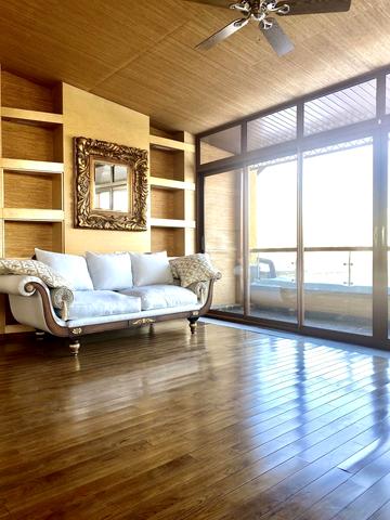 Назарівська вул. (Вєтрова), 11