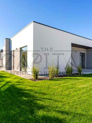 Продаж будинку, Белгравія, 170м2, 8соток, ніхто не проживав