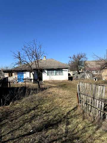 Нові Санжари, продаж частини будинку в гарному місці з комунікаціями