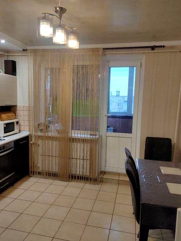 Сдам 1 ком Кв-ра Песочин,Мобиль,Желтий квадрат