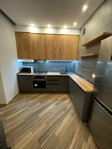 Князя Святослава пл., 5