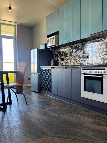 ГЕНЕРАТОР! Новобудова! 3к студіо 85м2 ЖК Медовий Кадетський Гай 12