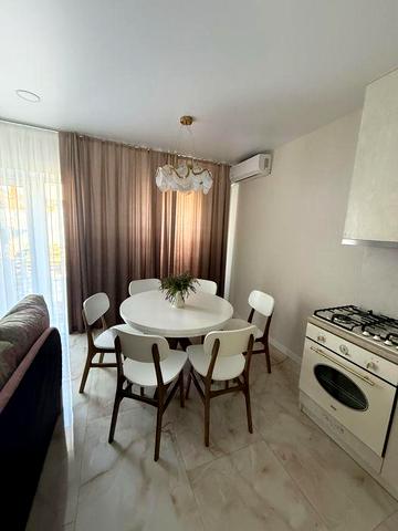 Оренда таунхауса на Пʼятничанах