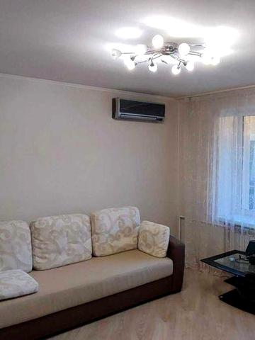 Здається в оренду 2-к квартира на вул. Івана Теодозія Куровця