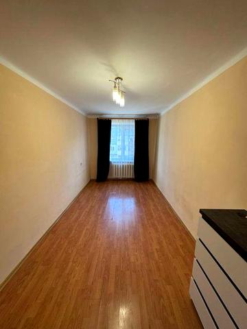 Здам 3-кімнатну на Мотелі на довгий термін