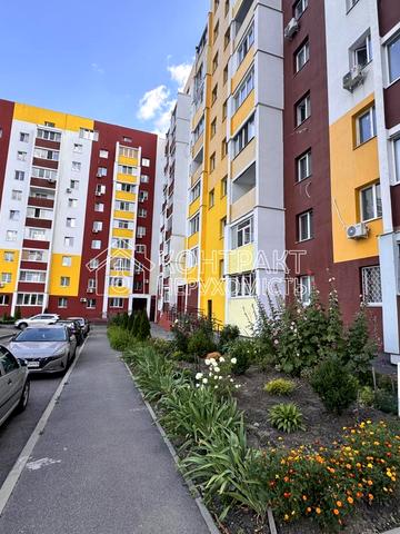 Драгоманова вул., 6в