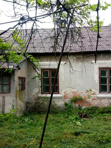 Продам частину будинку с.м.т Жвирка.