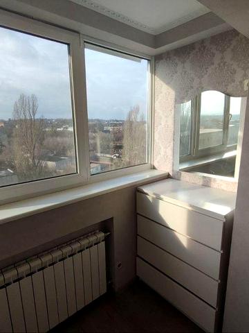 Сдам красивую 4 ком квартиру на Баварии,Новобаварский р-н