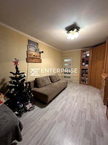 Продаж 1к квартири, поряд метро, Деміївка, пр. Науки, Голосієвський р