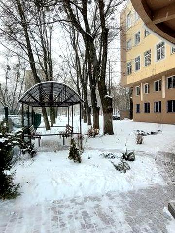 Сдам  с 15.03 1-к., еврогостинка, пр.Индустриальный, 6, метро ХТЗ 5 ми