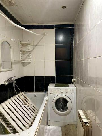 Продається двухкімнатна квартира