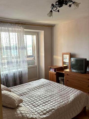 Продається  3 кімнатна квартира в  м.Косів