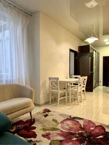 Оренда евро 2к жк єніскйська садиба