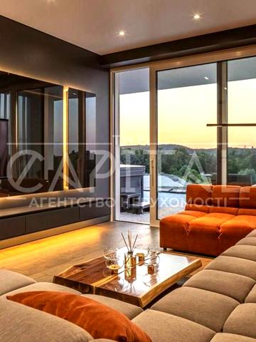 Лютнева вул.