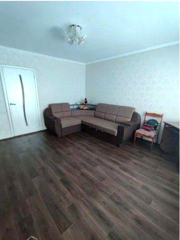 Здам 2 хкімнатну квартиру , р-н Урожая  , кімнати окремі .