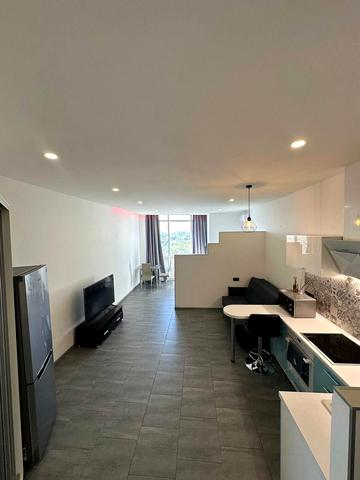 Сімферопольська вул., 2-Л