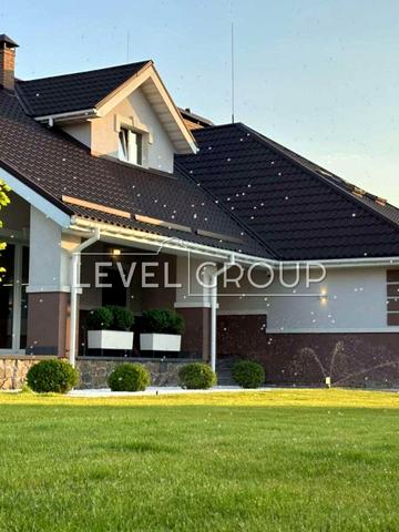 Узліссівська, 10