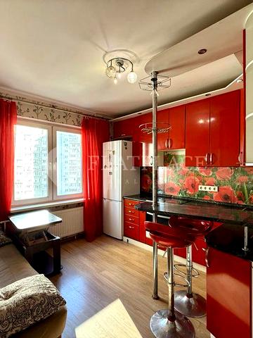 Оренда затишної 2к-квартири ЖК Троєщина Лаврухіна 14, ТРЦ Район