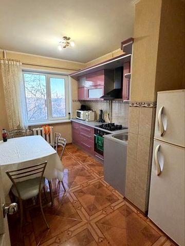 Сдам 3-х комнатную квартиру от хозяина