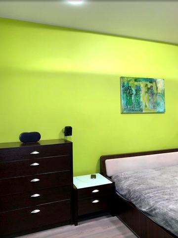 Макіївська вул., 8