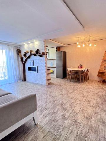 Продам 3х кімнатну квартиру район 5/5 вул. Маланюка