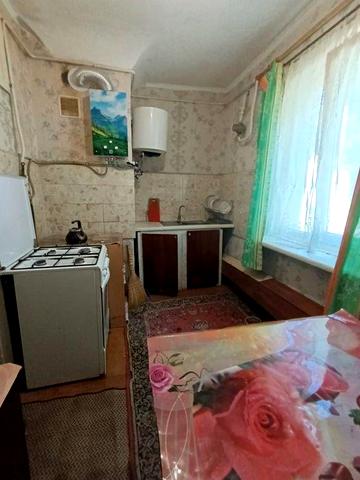 Двох кімнатна.  Центр. Можна з тваринами