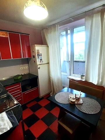 Аренда 1 ком. квартиры с капремонтом, возле ТРК Украина.