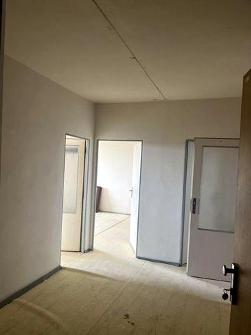 Трикімнатна квартира чеського планування в будинку після реконструкції