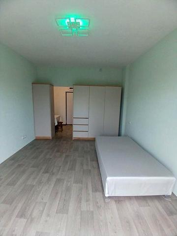 Квартира однокімнатна  26,1 м² студія,  з ремонтом и маленьким балконо