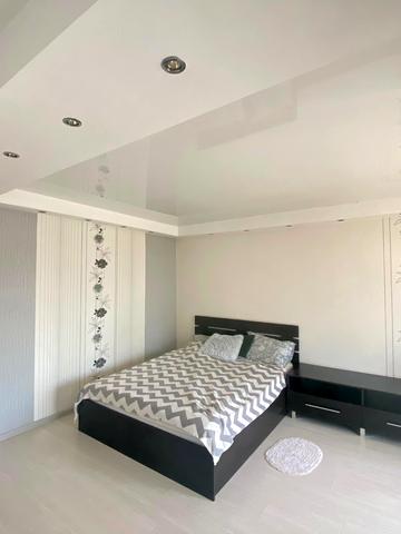 Велика Васильківська вул. (Червоноармійська), 85-87