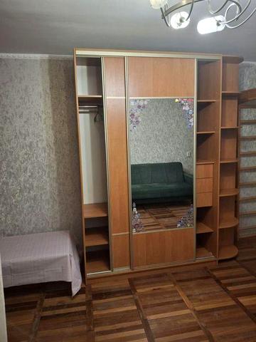 Оренда 1-кімн. квартири на вул. Захисників України  (вул. Гордіюк)