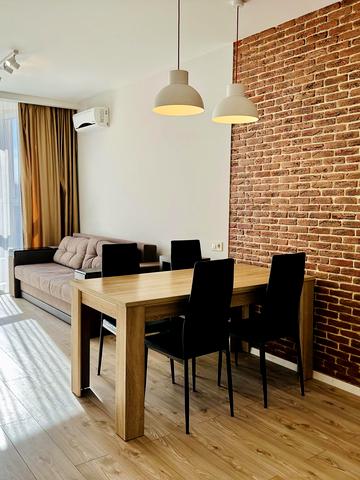 Драгоманова вул., 2