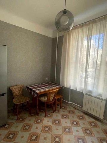 Оренда 2кімн.окремі вулиця Шовкуненка 4, сталінка.