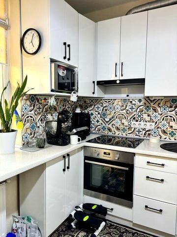 Заходь і живи! Повністю облаштована квартира, 43м2!